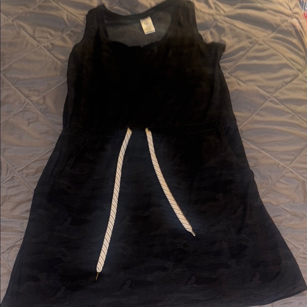 Black Sleeveless Midi Dress